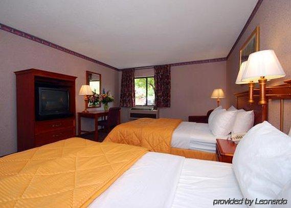 Baymont By Wyndham Copley Akron Phòng bức ảnh